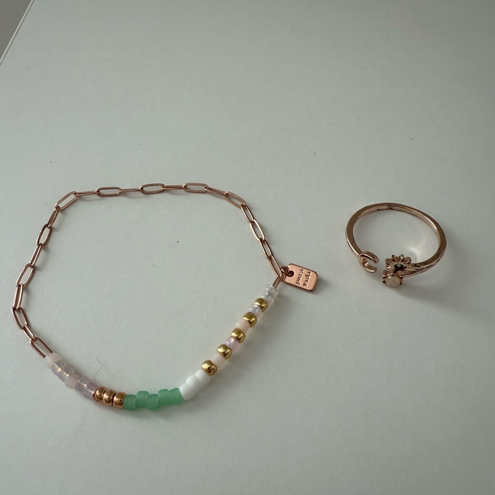 PURA VIDA Elegant Rose Gold and Green Beaded Bracelet and Ring Set